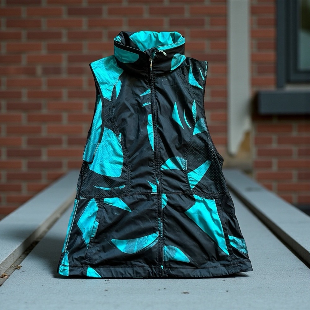 Lululemon Pack-It Vest Back Spin Stroke Peacock Blue Black Hooded Womens 6